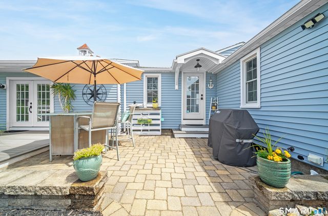 25 River Avenue, Old Saybrook, CT 06475