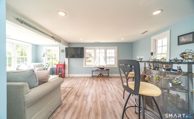25 River Avenue, Old Saybrook, CT 06475