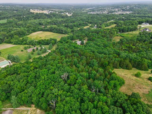 S HIGH POINT LN, Columbia, MO 65203