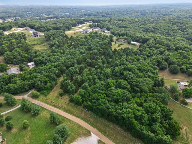 S HIGH POINT LN, Columbia, MO 65203