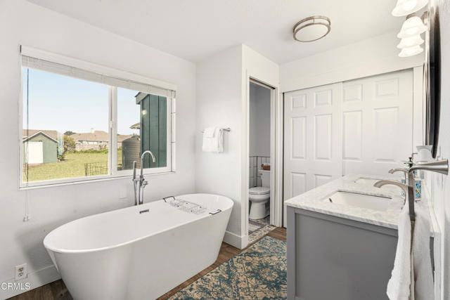 33440 Pacific Way, Fort Bragg, CA 95437