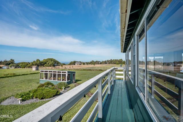 33440 Pacific Way, Fort Bragg, CA 95437