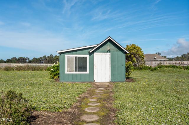 33440 Pacific Way, Fort Bragg, CA 95437