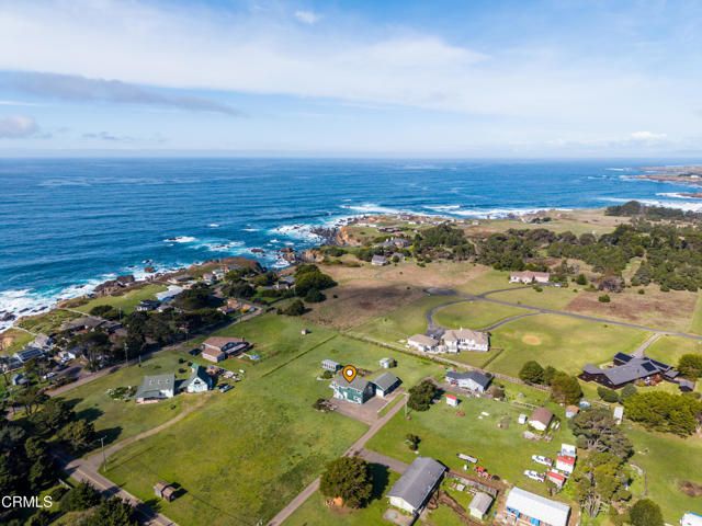 33440 Pacific Way, Fort Bragg, CA 95437