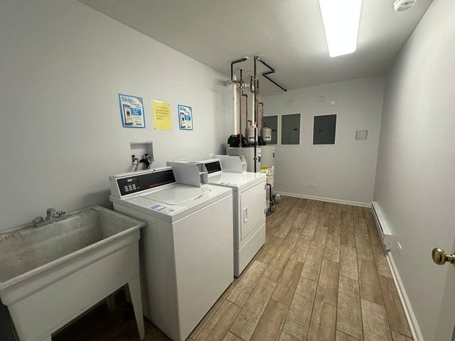 342 E Russell Street 2, Barrington, IL 60010