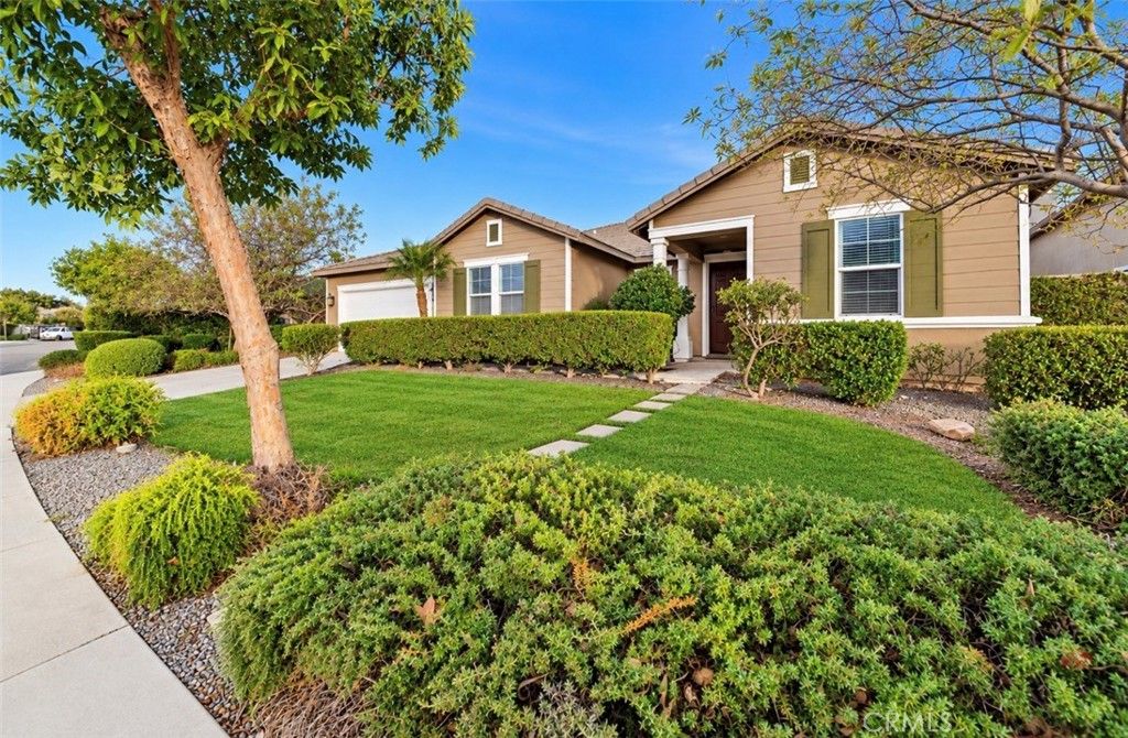 31826 livingston st, Menifee, CA 92584 — photo 2