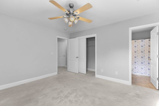 1040 Woodbury Falls Dr, Nashville, TN 37221