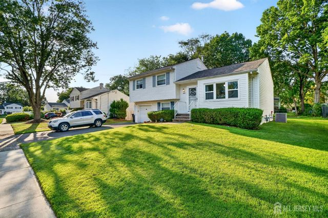 308 Skene Drive, South Plainfield, NJ 07080