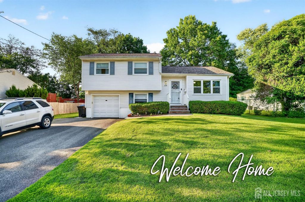 308 Skene Drive, South Plainfield, NJ 07080