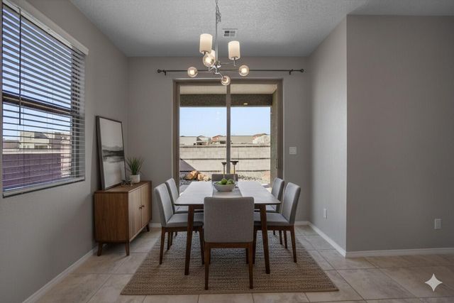 5627 Linq Place NE, Rio Rancho, NM 87144