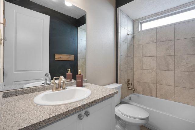 5627 Linq Place NE, Rio Rancho, NM 87144