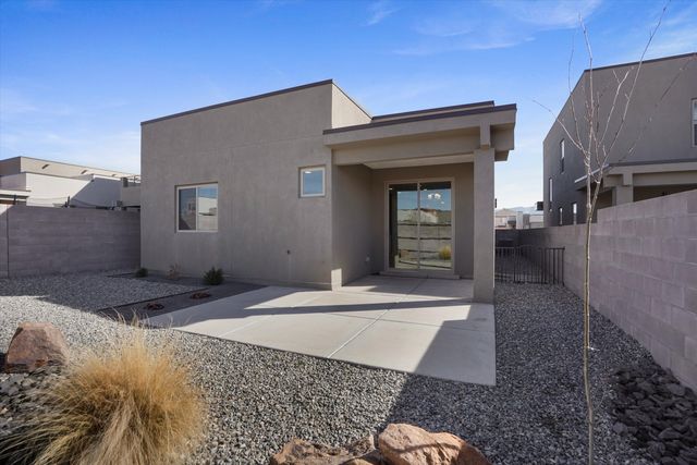 5627 Linq Place NE, Rio Rancho, NM 87144