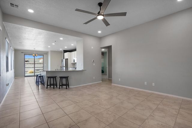 5627 Linq Place NE, Rio Rancho, NM 87144