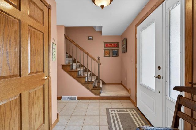 2429 MORNING STAR TRAIL, Green Bay, WI 54302