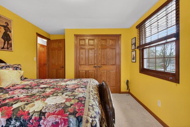 2429 MORNING STAR TRAIL, Green Bay, WI 54302
