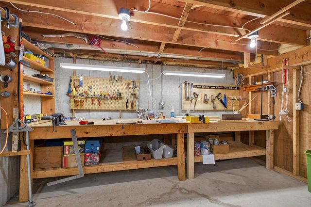2429 MORNING STAR TRAIL, Green Bay, WI 54302