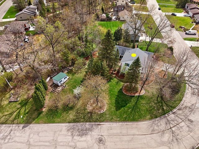 2429 MORNING STAR TRAIL, Green Bay, WI 54302