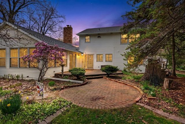 2429 MORNING STAR TRAIL, Green Bay, WI 54302