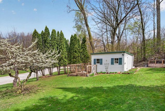 2429 MORNING STAR TRAIL, Green Bay, WI 54302