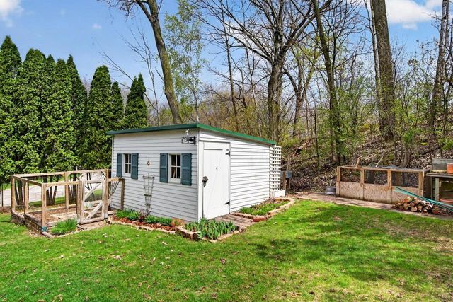 2429 MORNING STAR TRAIL, Green Bay, WI 54302