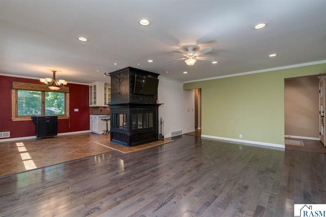 626 Austin Drive, St. Peter, MN 56082