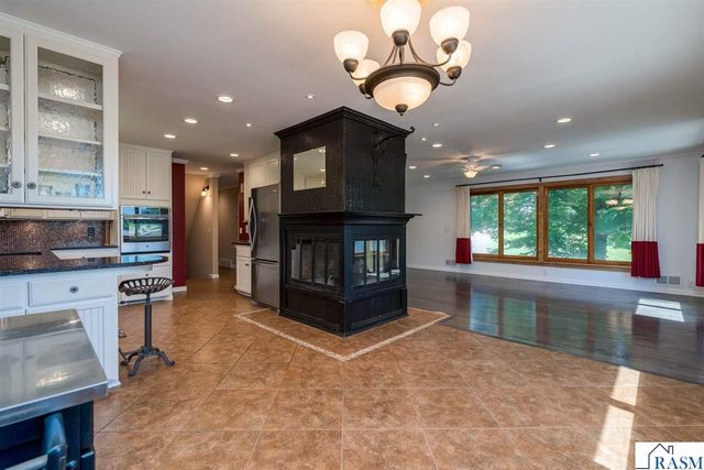 626 Austin Drive, St. Peter, MN 56082