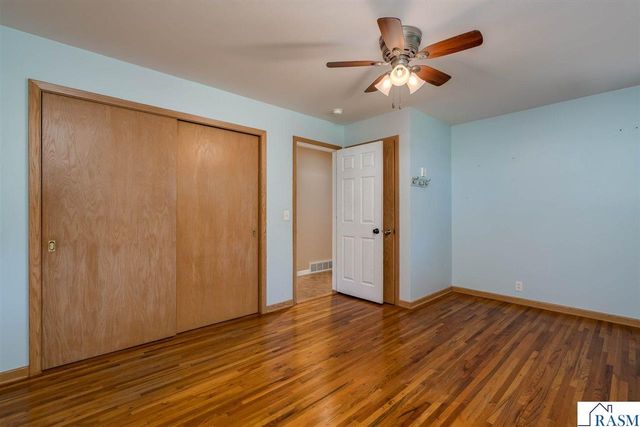 626 Austin Drive, St. Peter, MN 56082