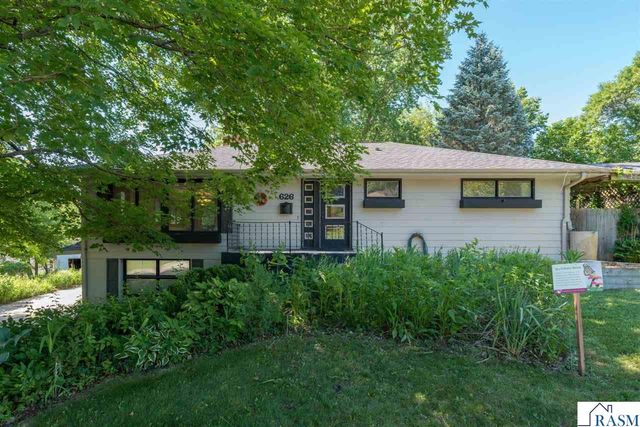 626 Austin Drive, St. Peter, MN 56082