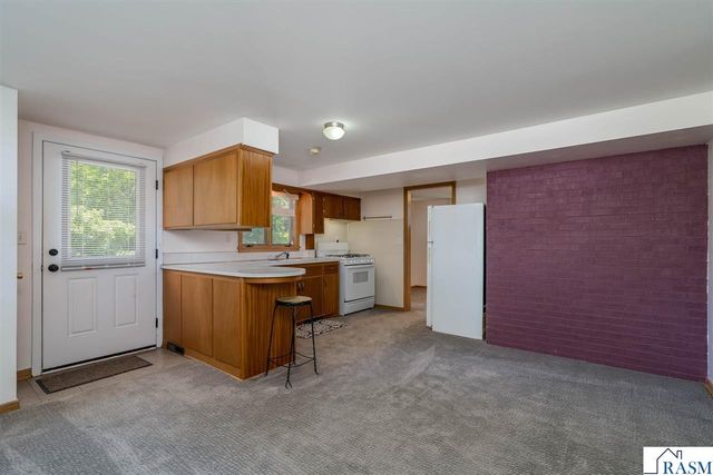 626 Austin Drive, St. Peter, MN 56082