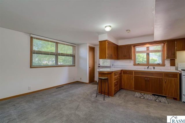 626 Austin Drive, St. Peter, MN 56082