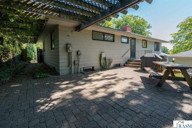 626 Austin Drive, St. Peter, MN 56082