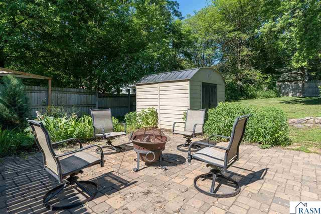 626 Austin Drive, St. Peter, MN 56082