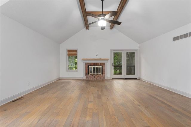 331 Westwoods Circle, Liberty, MO 64068