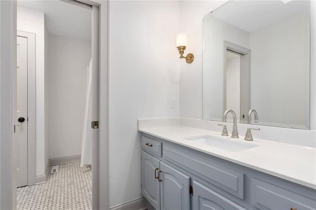 331 Westwoods Circle, Liberty, MO 64068