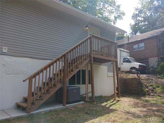 601 Ruggles Road, Ferguson, MO 63135