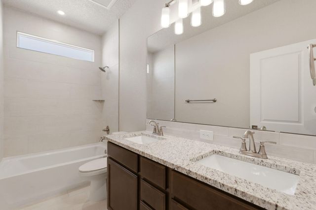 4305 Mountain Trail Loop NE, Rio Rancho, NM 87144
