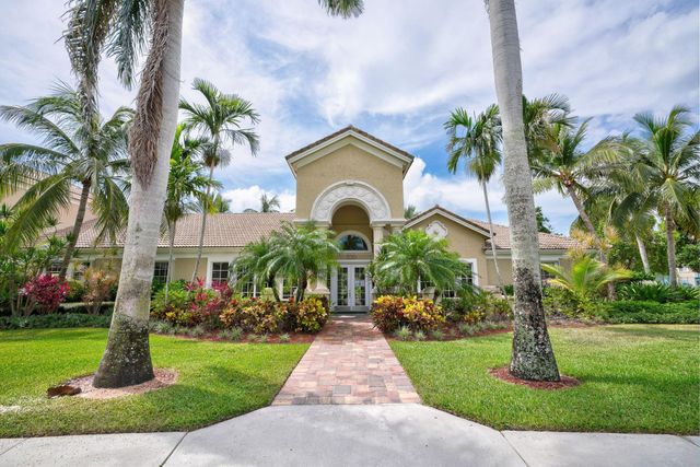 242 VILLAGE Boulevard 2205, Tequesta, FL 33469