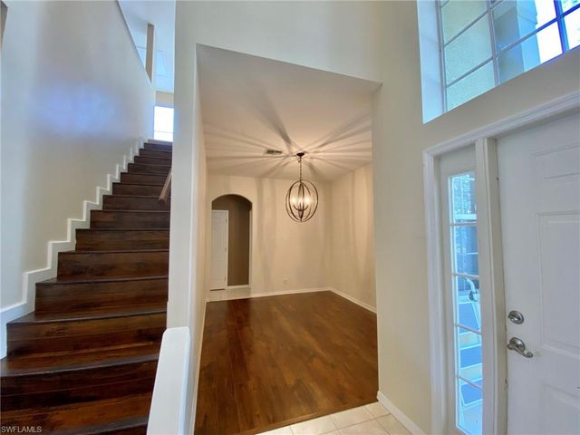 74 Burnt Pine DR, Naples, FL 34119
