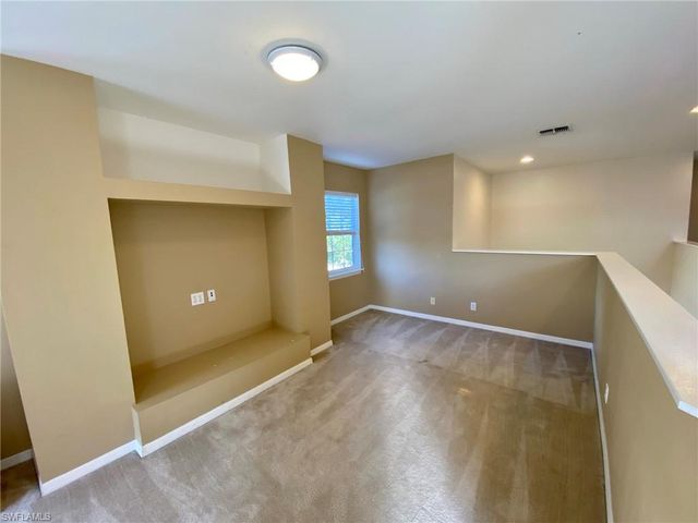74 Burnt Pine DR, Naples, FL 34119