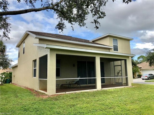 74 Burnt Pine DR, Naples, FL 34119