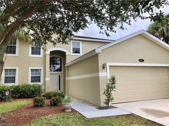 74 Burnt Pine DR, Naples, FL 34119