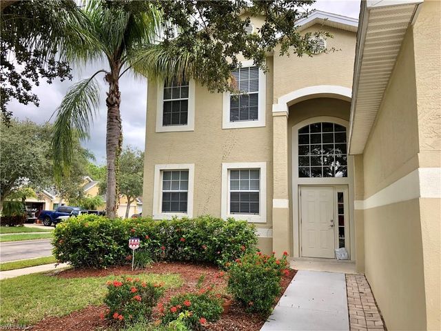 74 Burnt Pine DR, Naples, FL 34119