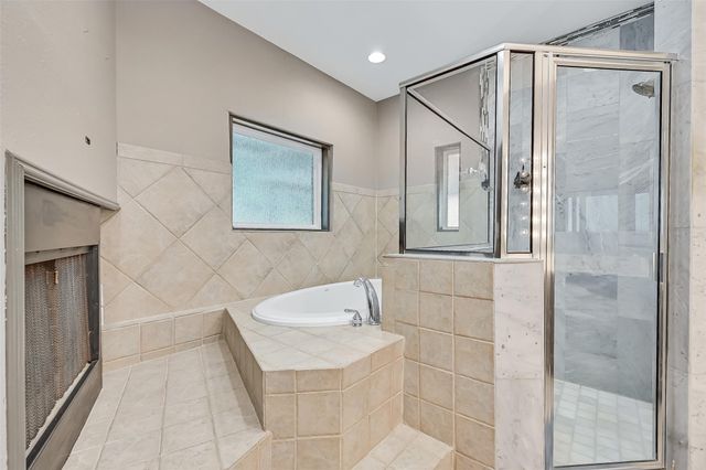 3934 Tres Drive, Galveston, TX 77554