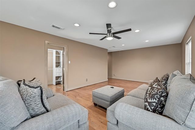 3934 Tres Drive, Galveston, TX 77554