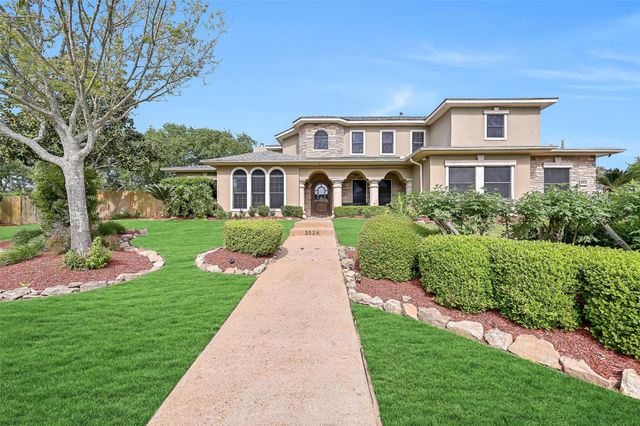 3934 Tres Drive, Galveston, TX 77554