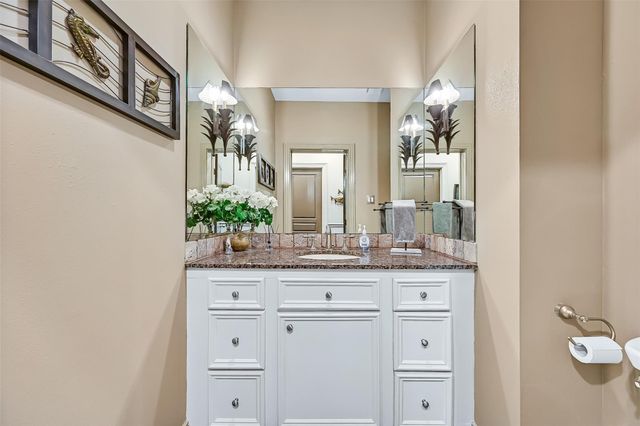 3934 Tres Drive, Galveston, TX 77554