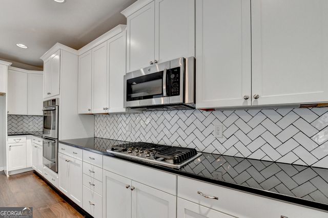 4419 Sierra Creek Drive, Hoschton, GA 30548