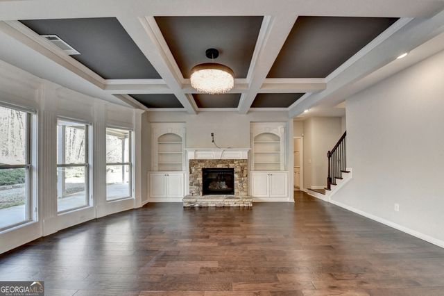 4419 Sierra Creek Drive, Hoschton, GA 30548