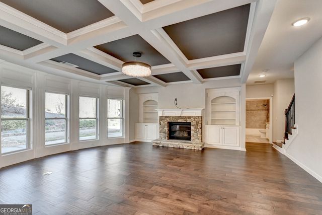 4419 Sierra Creek Drive, Hoschton, GA 30548