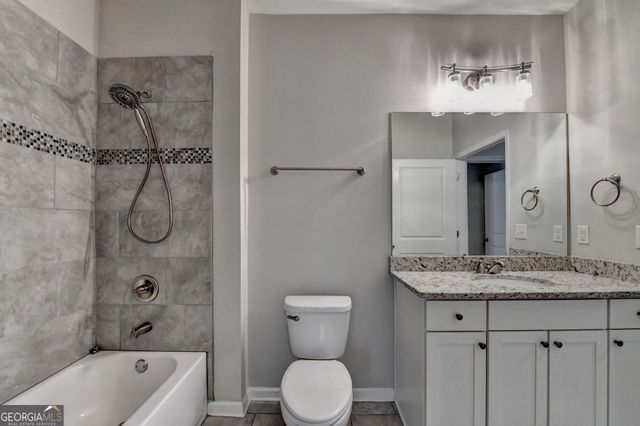 4419 Sierra Creek Drive, Hoschton, GA 30548